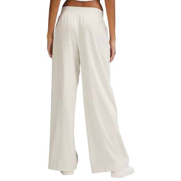 LULULEMON Swift Wide Leg Mid Rise Pant in bone - Picture 2 of 13